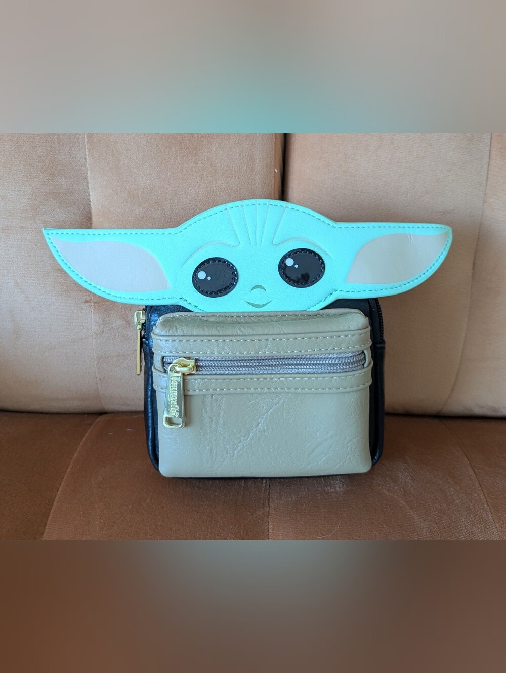 Loungefly Star Wars: The Mandalorian "The Child" (Grogu) Wristlet / Belt Bag